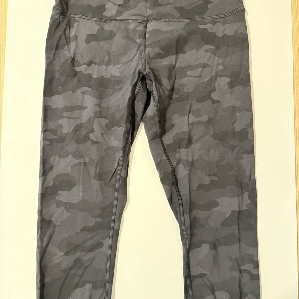 Lululemon Align Gray/Black Camouflage Leggings